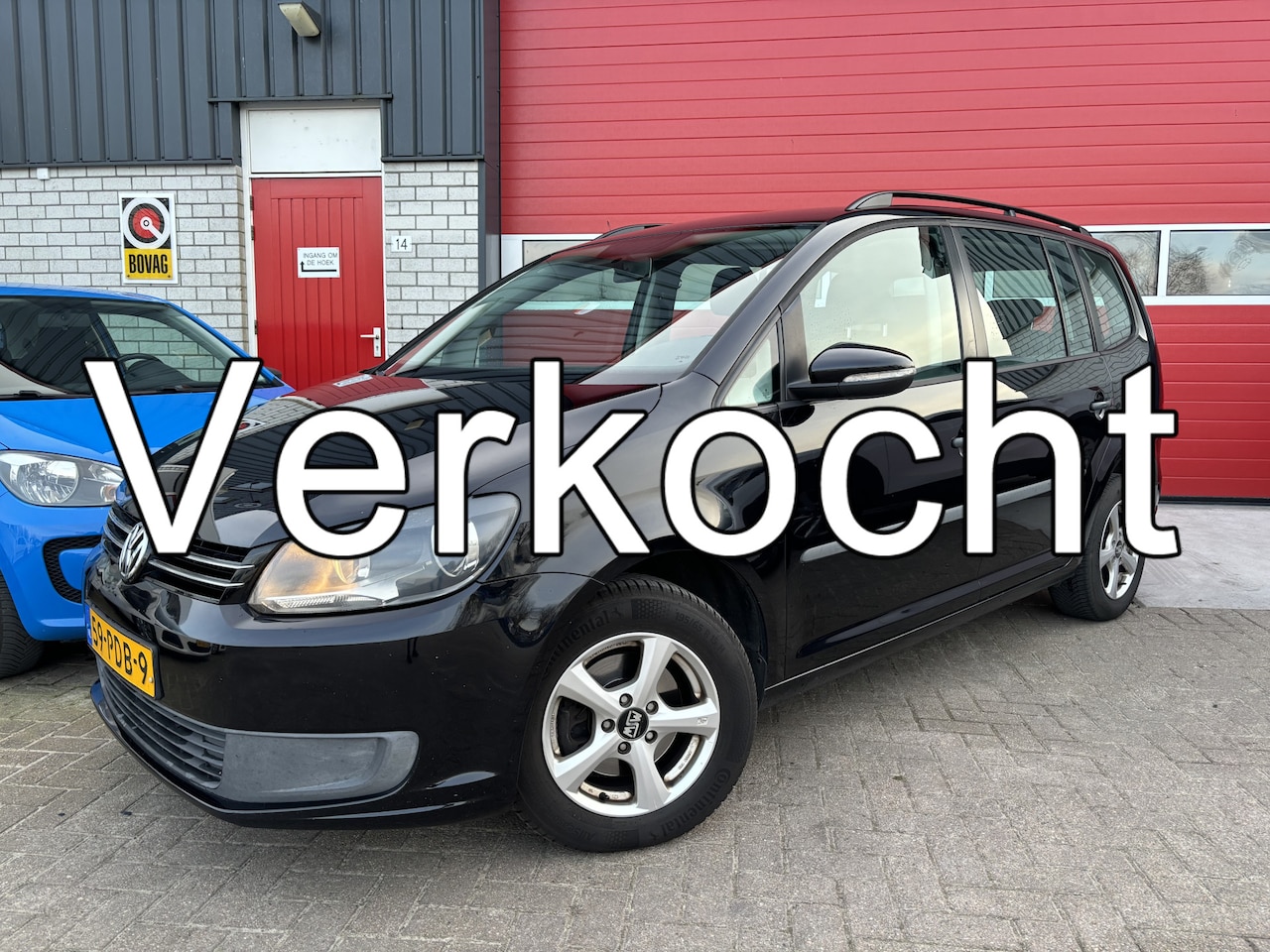 Volkswagen Touran - 1.2 TSI Trendline Bluemotion 7p. TREKHAAK / NAVI / CLIMA / PDC / BLUETOOTH / CRUISE / NL-A - AutoWereld.nl