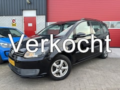 Volkswagen Touran - 1.2 TSI Trendline Bluemotion 7p. TREKHAAK / NAVI / CLIMA / PDC / BLUETOOTH / CRUISE / NL-A