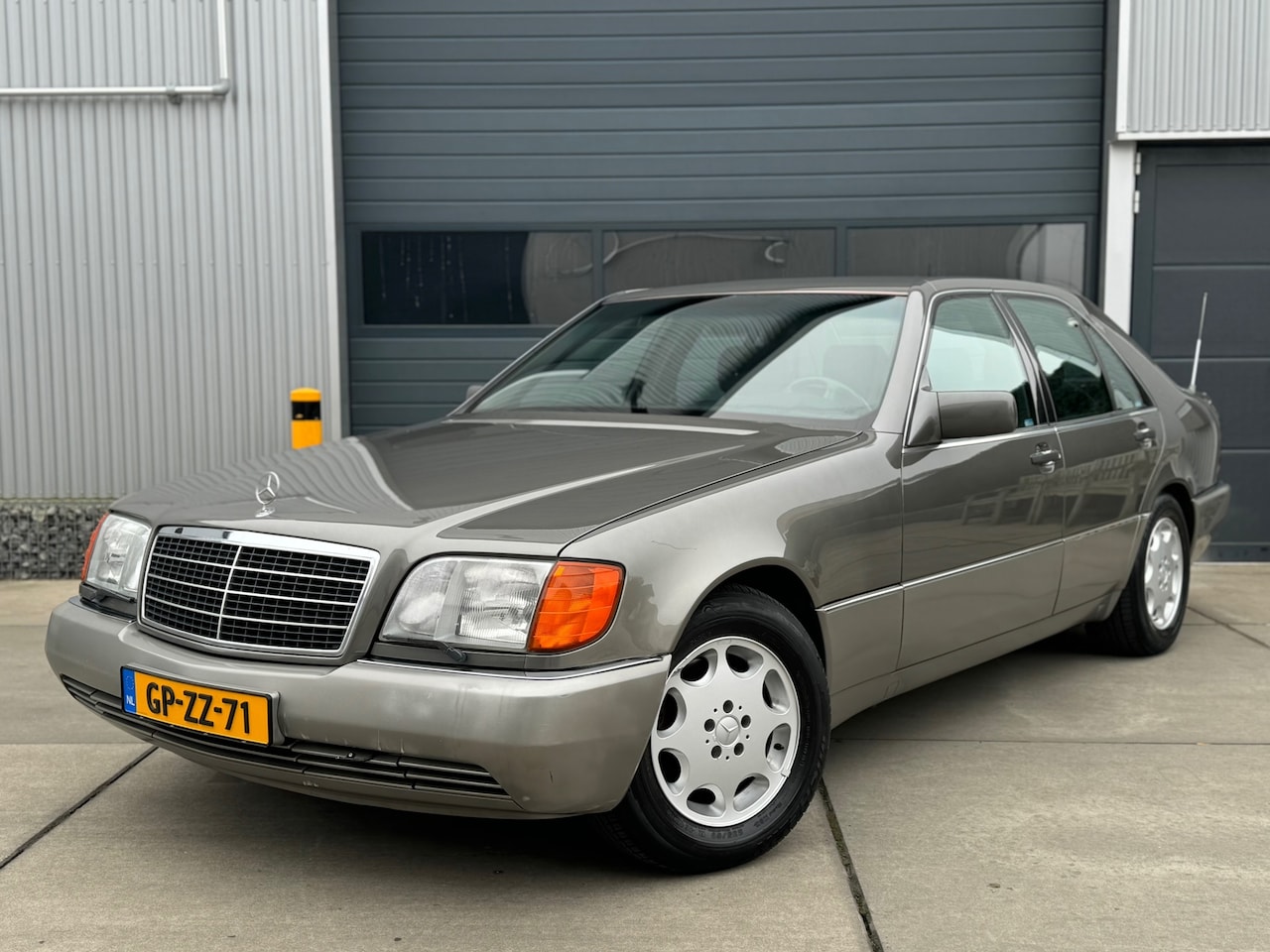 Mercedes-Benz S-klasse - 300 SE 2.8 AUT / AIRCO / CRUISE / NAP - AutoWereld.nl