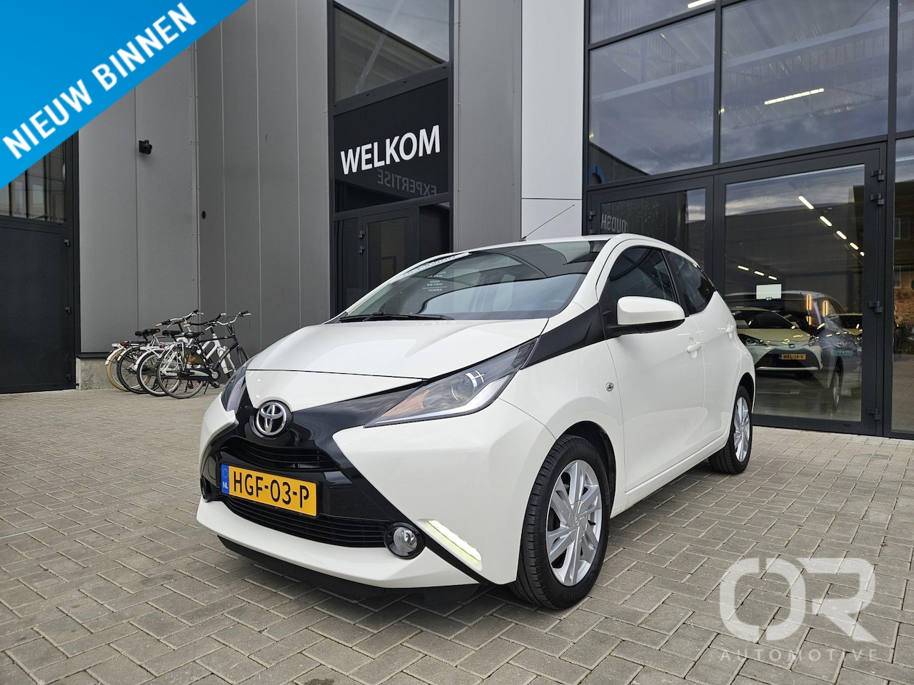 Toyota Aygo - 1.0 VVT-i x-sport Automaat Navi Camera LM - AutoWereld.nl