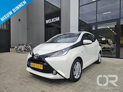 Toyota Aygo - 1.0 VVT-i x-sport Automaat Navi Camera LM