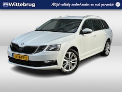 Skoda Octavia Combi - 1.5 TSI Greentech Ambition Business / Navigatie / Appconnect / Stoeverwarming / Parkeer se