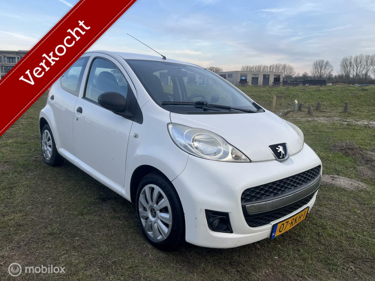 Peugeot 107 - 1.0-12V XR 1.0-12V XR - AutoWereld.nl