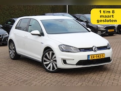 Volkswagen Golf - 1.4 TSI GTE / Camera / Navigatie / 17'' / ACC / Getint glas / Apple CarPlay / Spiegel-pakk