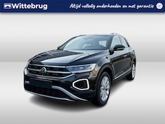 Volkswagen T-Roc - 1.5 TSI Style / CAMERA / 17"LMV / App.Connect