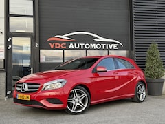 Mercedes-Benz A-klasse - 180 Urban Stoelverwarming | Camera | AMG Velgen | Parkeersensoren | Navi