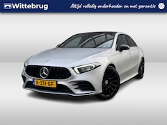 Mercedes-Benz A-klasse - 250 Premium Plus / Pano / Navigatie / Carplay / Stoelverwarming / Camera / Parkeersensoren