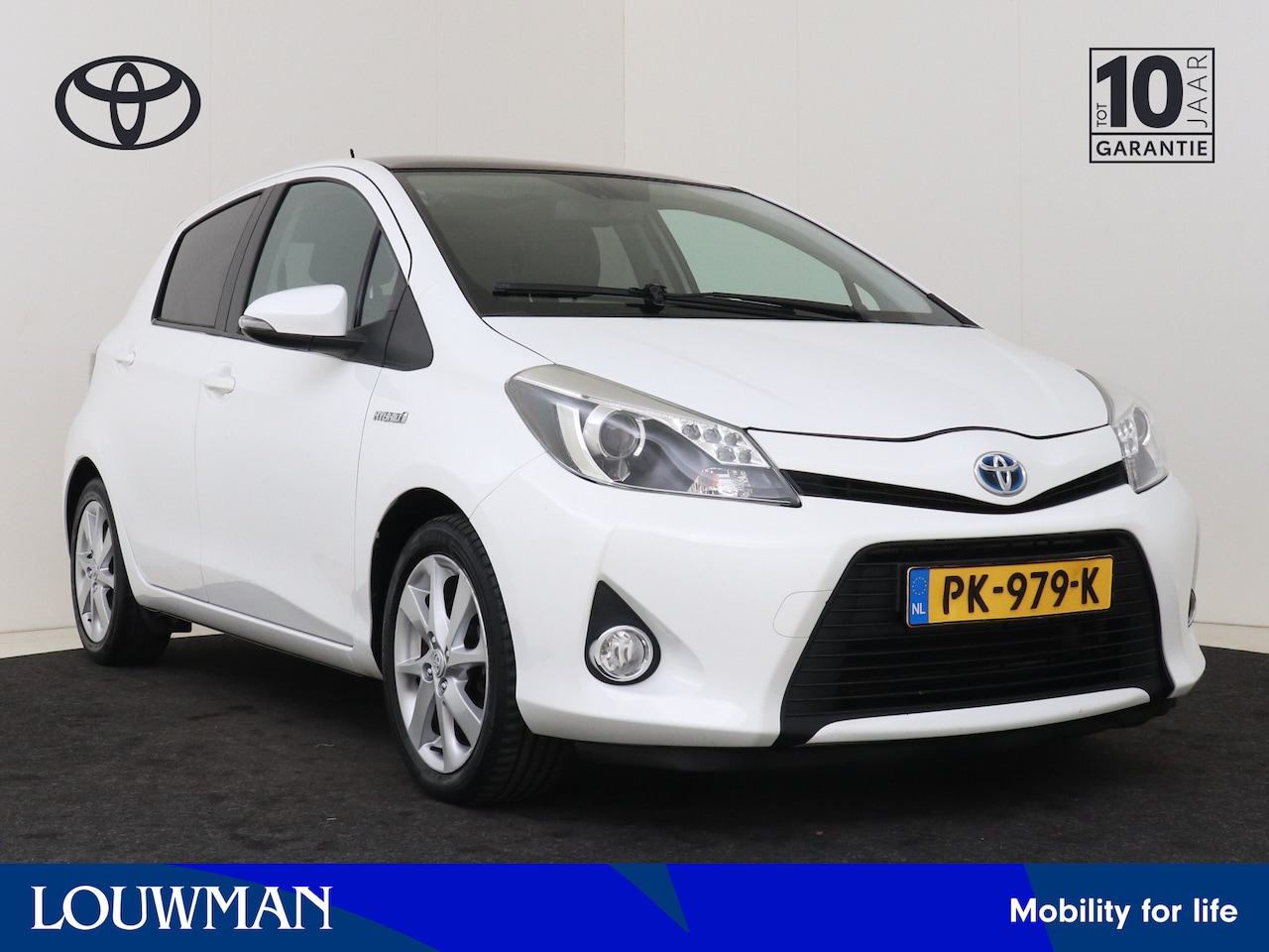 Toyota Yaris - 1.5 Full Hybrid Dynamic Limited I Panoramadak | Navigatie I Climate Control I Cruise Contr - AutoWereld.nl