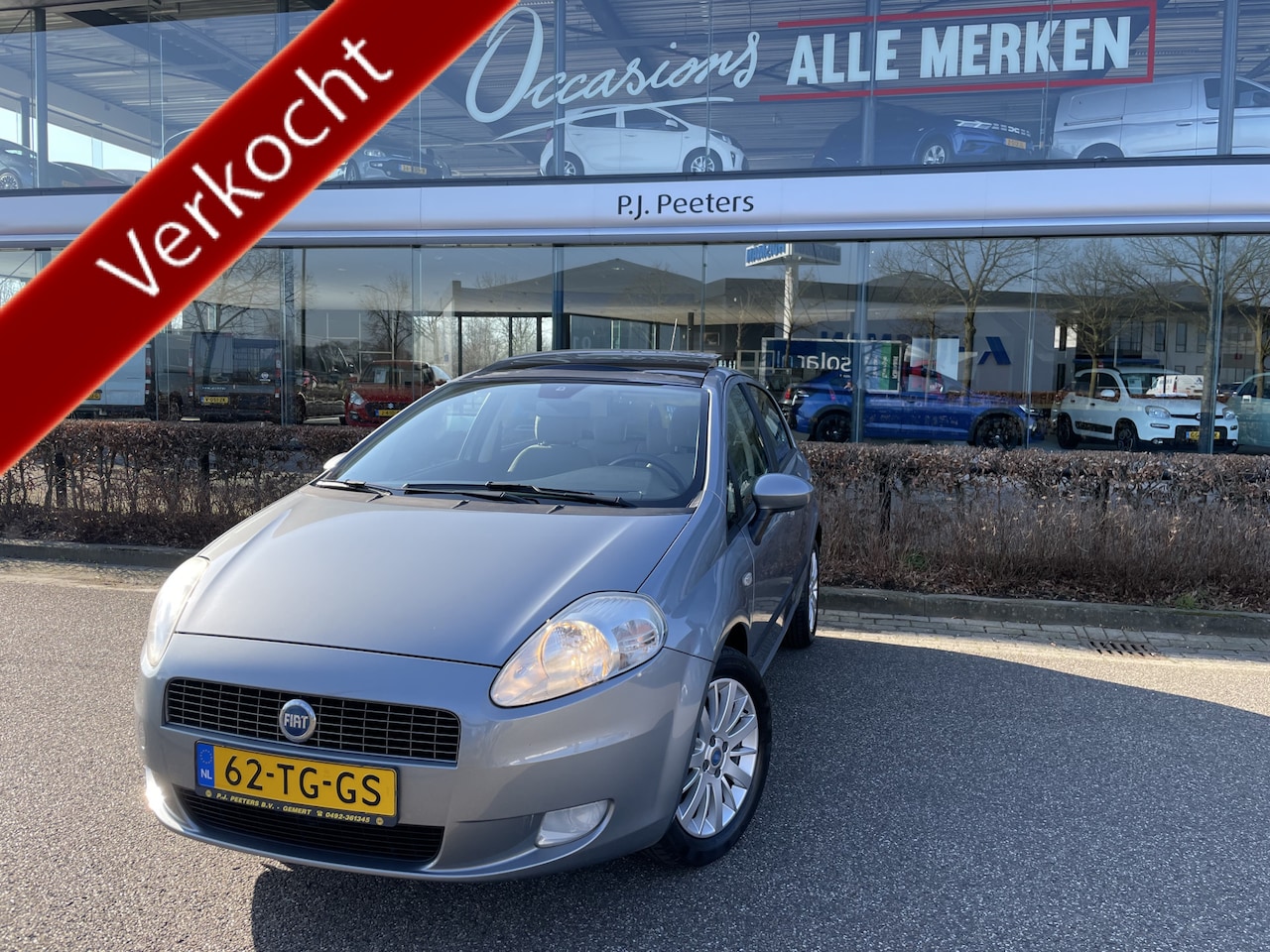 Fiat Grande Punto - 1.4-16V Emotion Climate control - Cruise control - Elek.Panorama schuif/kanteldak - Mistla - AutoWereld.nl