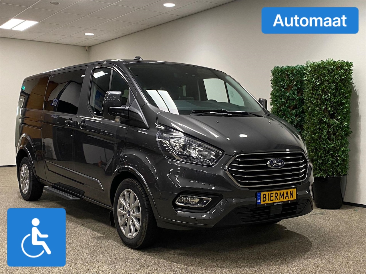 Ford Tourneo Connect - Custom L2H1 Rolstoelbus Automaat gas-rem schuif 100% bekrachtiger - AutoWereld.nl