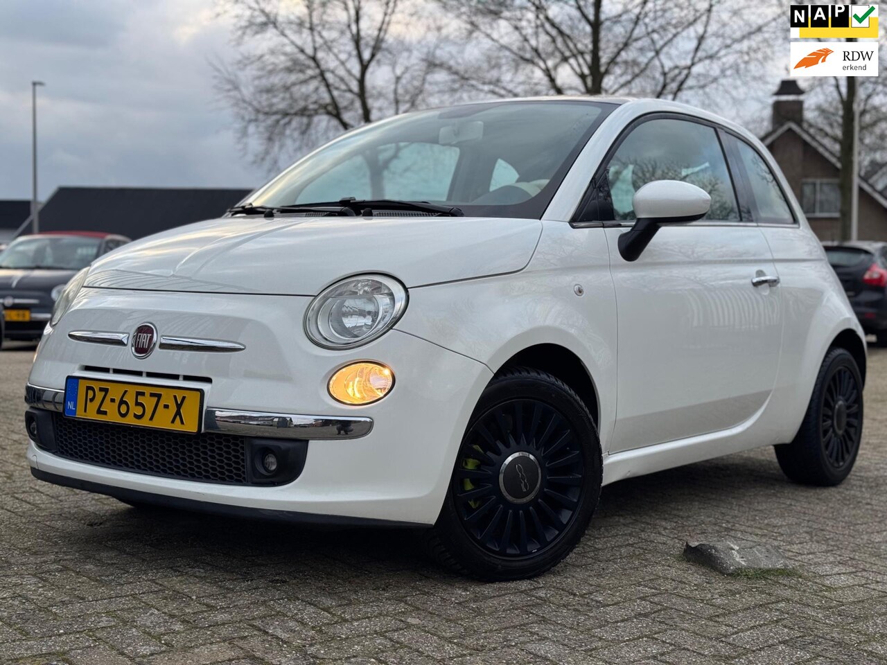 Fiat 500 - 1.2 Lounge AIRCO PANORAMA DAK ZWARTE VELGEN APK - AutoWereld.nl