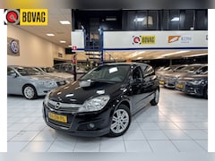 Opel Astra - 1.8 Executive Bovag Garantie