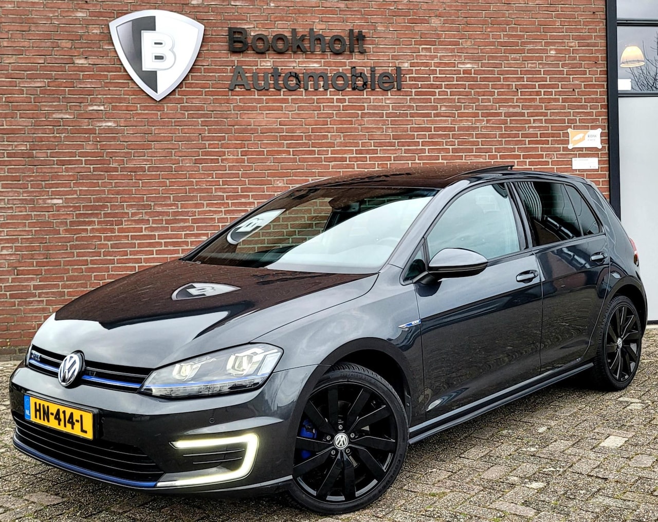 Volkswagen Golf - 1.4 TSI GTE 1.4 TSI GTE, Pano, Nieuw Accu-pakket! Carplay - AutoWereld.nl