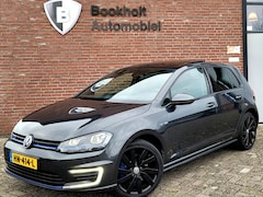 Volkswagen Golf - 1.4 TSI GTE, Pano, Nieuw Accu-pakket Carplay