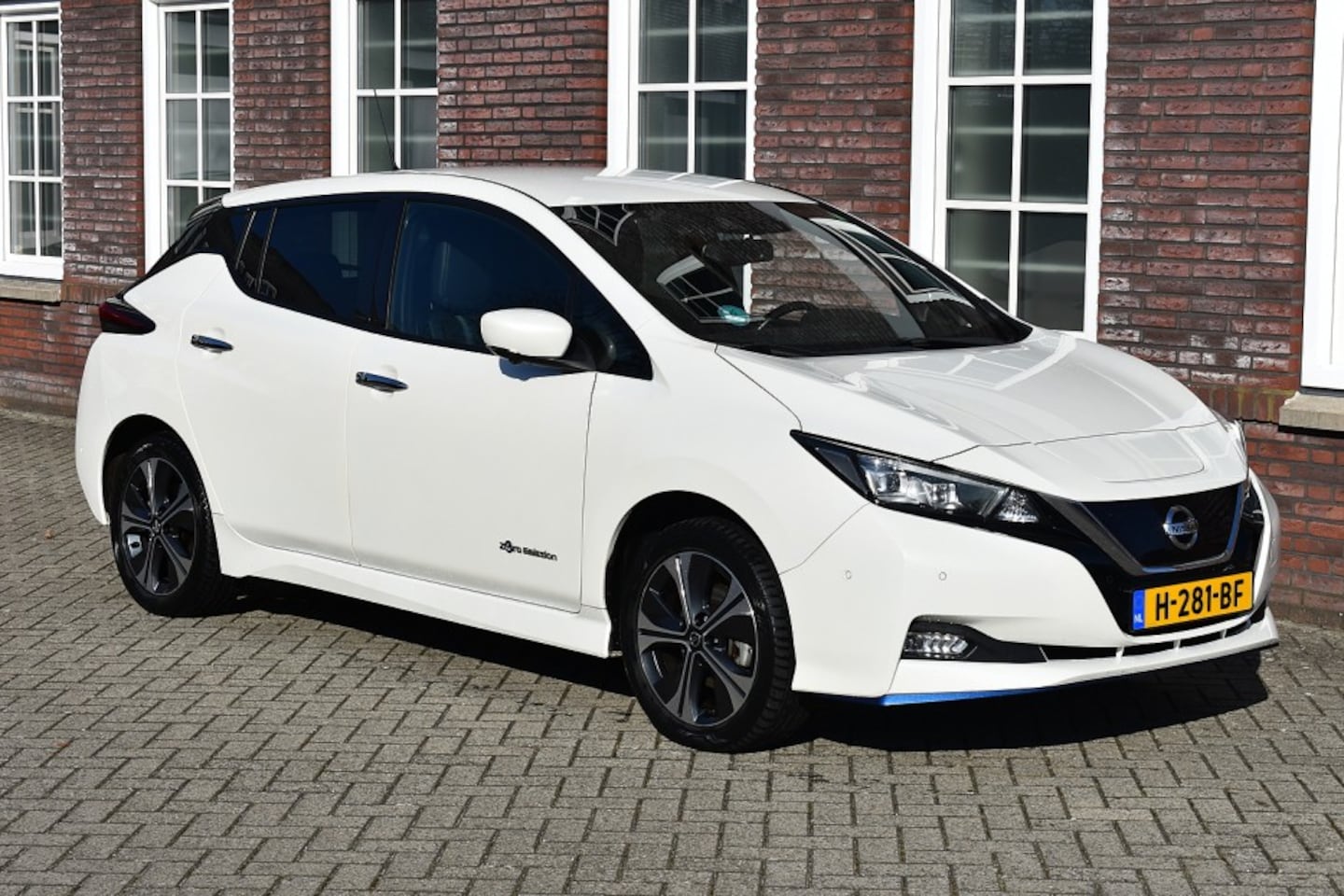 Nissan LEAF - 3.Zero Limited Edition 62 kWh 3.Zero Limited Edition 62 kWh - AutoWereld.nl