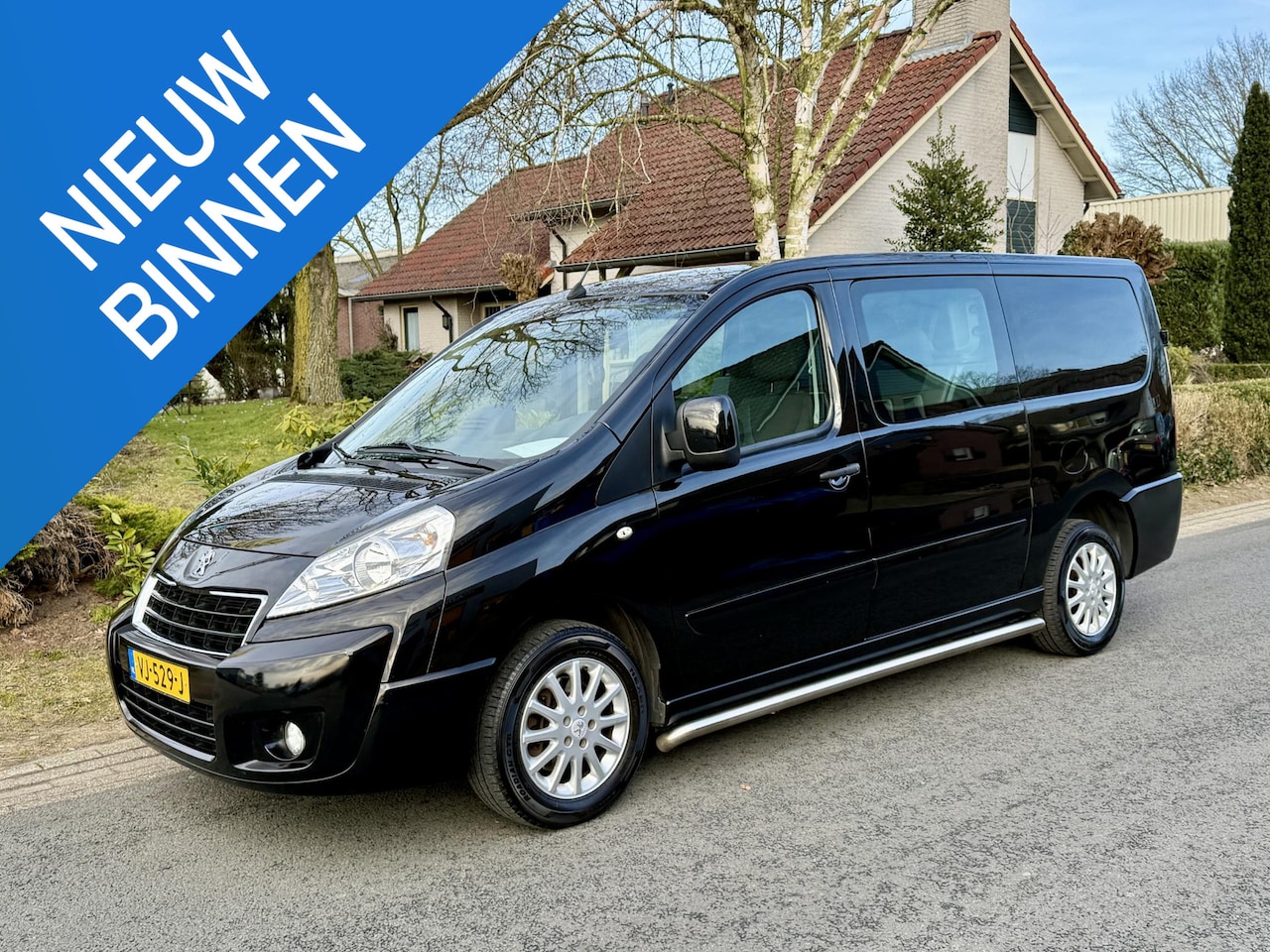 Peugeot Expert - 2.0 HDI 128pk L2H1 DC Navi•Trekhaak - AutoWereld.nl