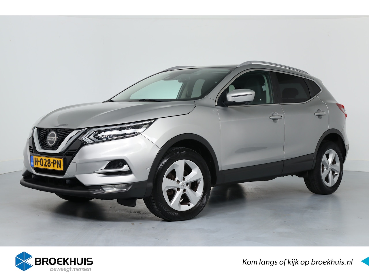 Nissan Qashqai - 1.3 DIG-T Business Edition | Trekhaak | Panoramadak | Camera | Elektr Stoel | Stoelverwarm - AutoWereld.nl