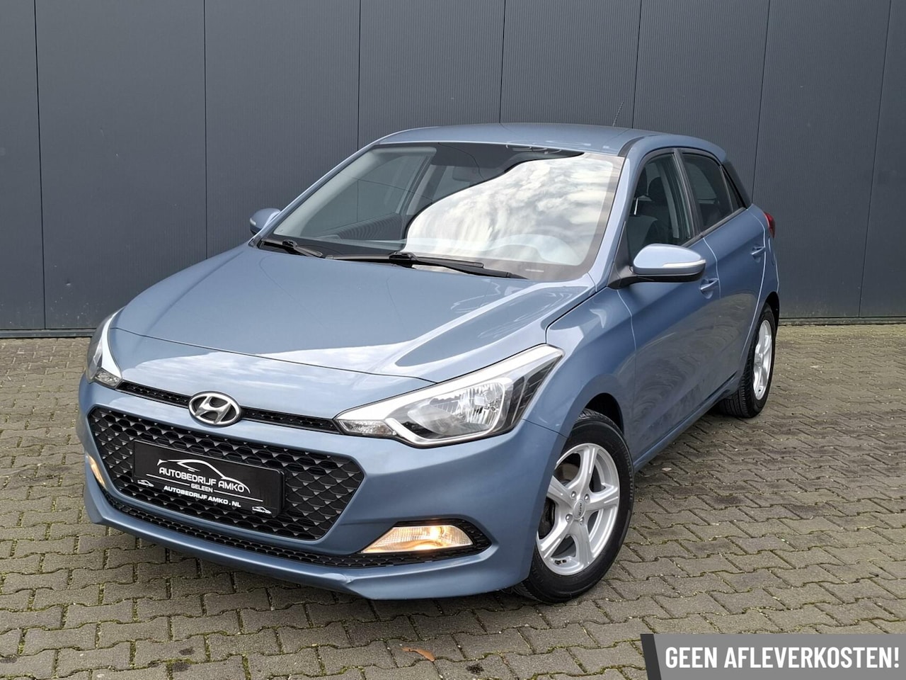 Hyundai i20 - 1.2 LP i-Drive Cool / AIRCO / NWE APK / GARANTIE - AutoWereld.nl