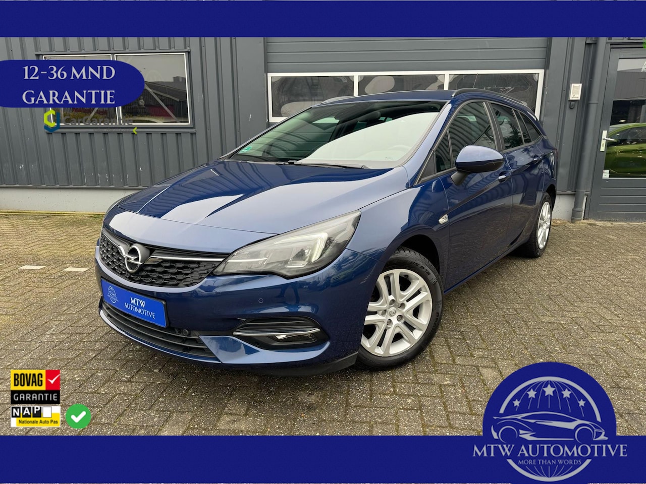 Opel Astra Sports Tourer - 1.2 BLITZ-SPORT Edition / DEALER ONDERHOUDEN / FULL OPTIONS - AutoWereld.nl