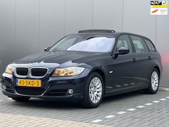 BMW 3-serie Touring - 320d High Executive | Panoramadak | Leder Elektrische stoelen | Navigatie