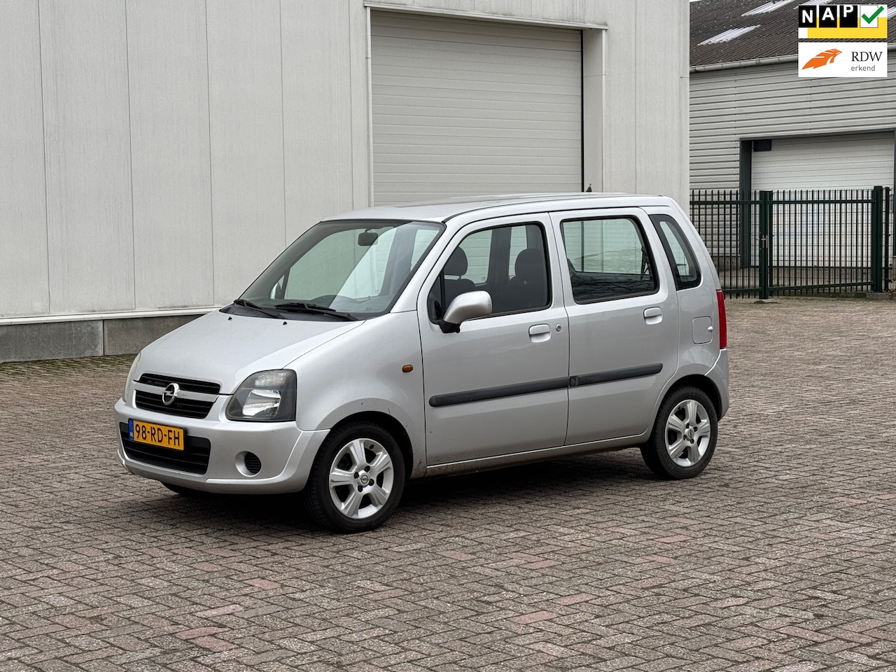 Opel Agila - 1.2-16V Maxx Airco 103DKM - AutoWereld.nl