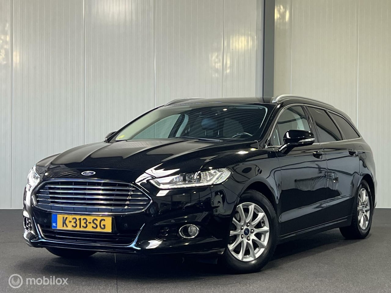 Ford Mondeo Wagon - 1.5 TDCi Titanium [ leder trekhaak navi historie ] - AutoWereld.nl