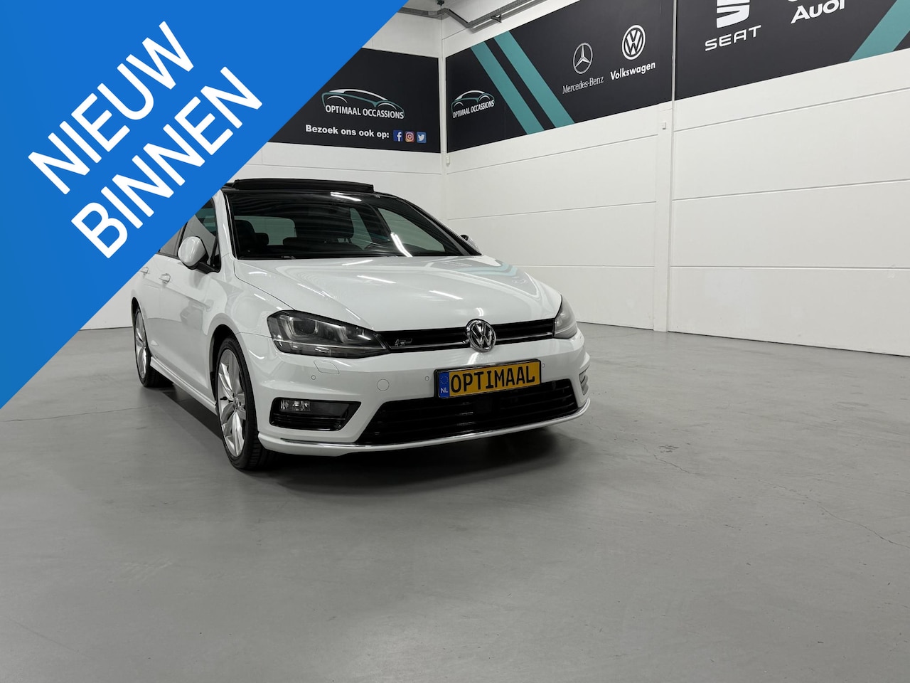 Volkswagen Golf - 1.4 TSI ACT 3x R-line Pano/Automaat/Trekhaak - AutoWereld.nl