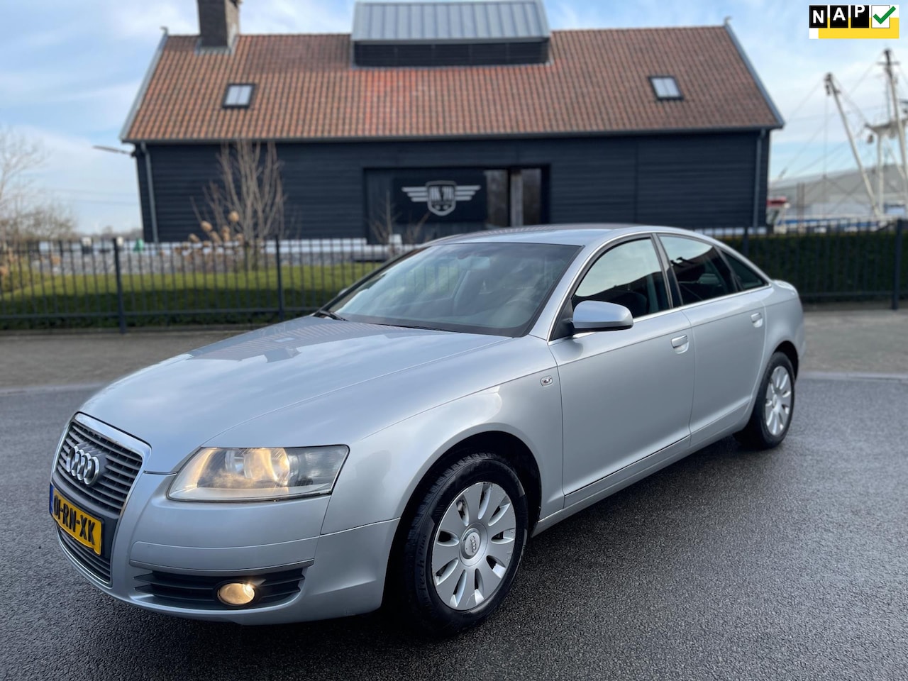 Audi A6 Limousine - 2.4 Pro Line 177Pk Airco Navigatie Trekhaak - AutoWereld.nl