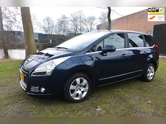 Peugeot 5008 - 1.6 Family 7p.airco*cruise*pano*navi*dvd