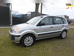 Ford Fusion - 1.4-16V Champion*airco*trekhaak*hoogzitter