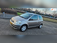 Toyota Yaris - 1.0 VVT-i Terra