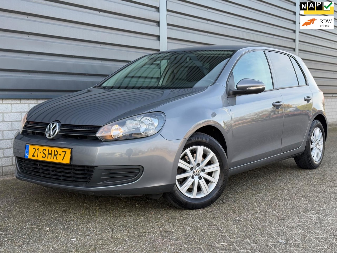 Volkswagen Golf - 1.2 TSI Comfortline BlueMotion Cruise Navi NAP - AutoWereld.nl