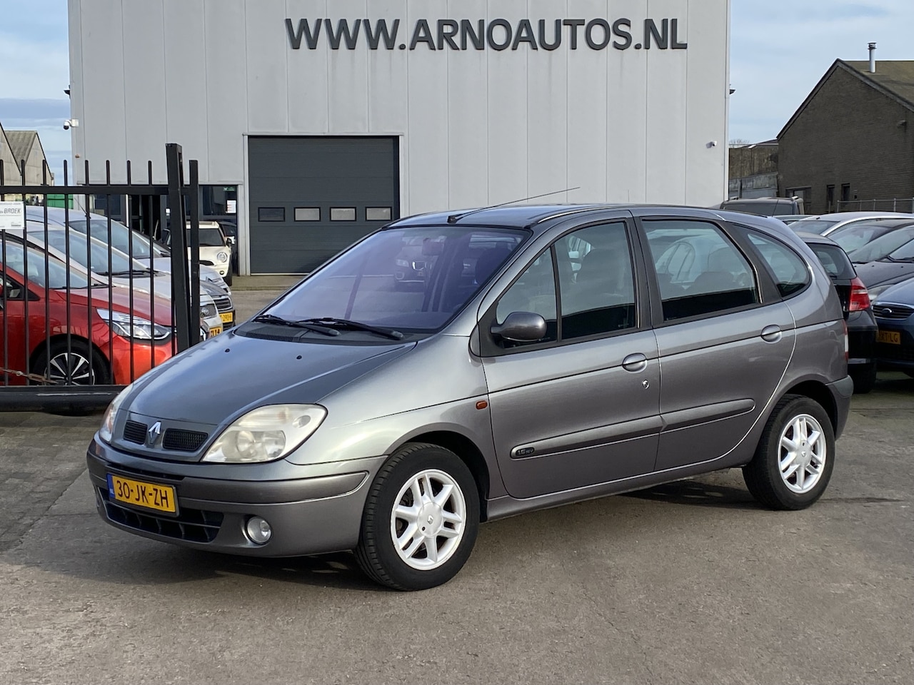 Renault Scénic - 1.6-16V Expression 1.6-16V Expression, AIRCO(CLIMA), APK TOT 14-02-26, ELEK-RAMEN, RADIO-CD, CENT-VERGRENDELI - AutoWereld.nl