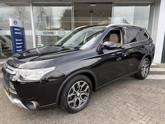 Mitsubishi Outlander - 2.0 Instyle 4WD