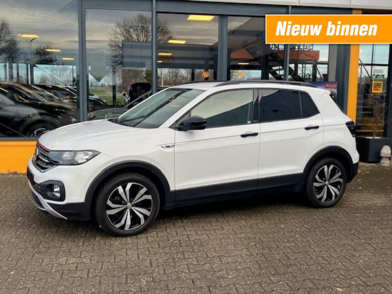 Volkswagen T-Cross - 1.0 TSI Style - Navi/Apple/android - AutoWereld.nl