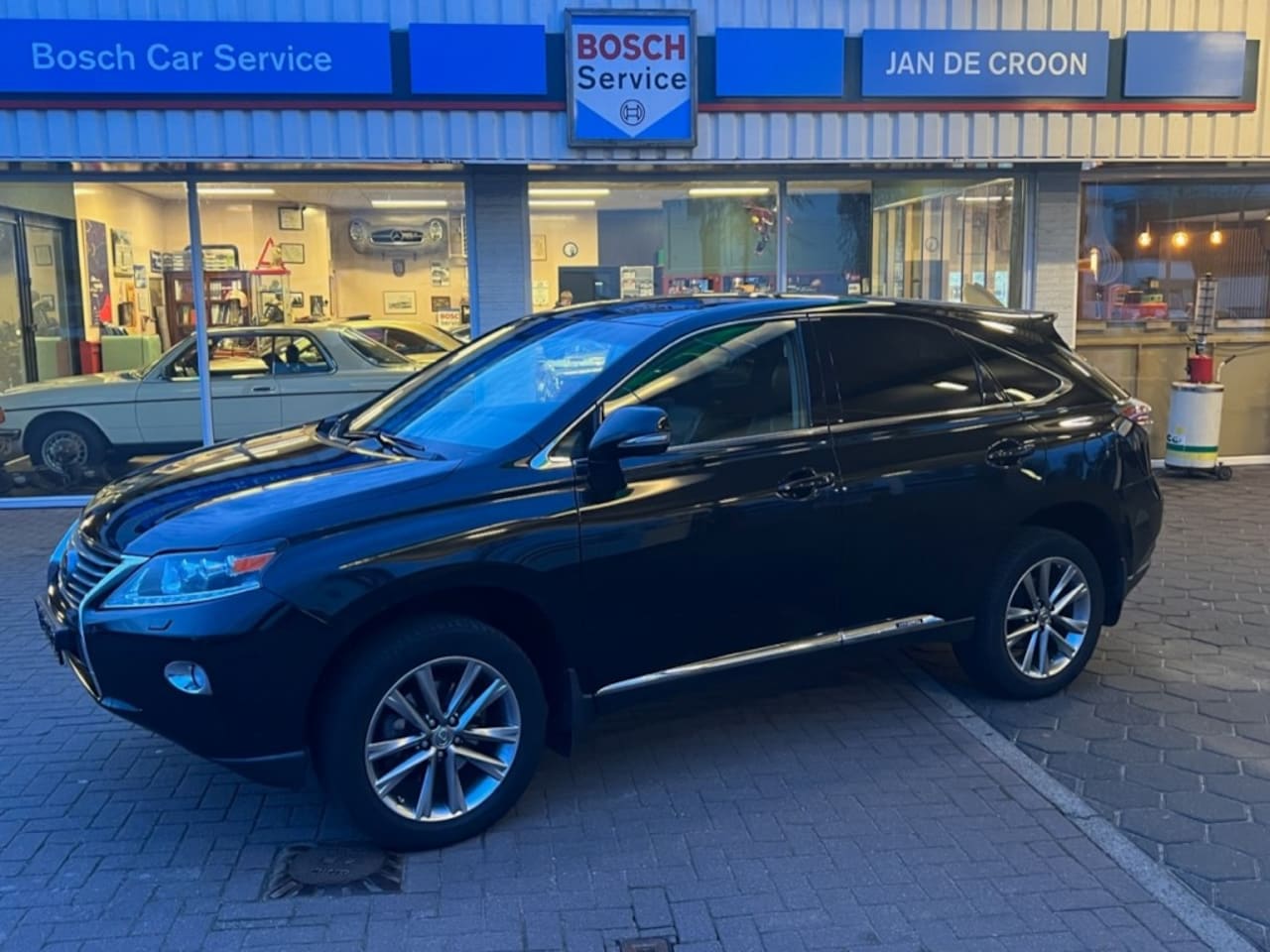 Lexus RX 450h - 450H 4wd PRESIDENT LINE NL-auto LAGE KM-STAND #LUXE - AutoWereld.nl