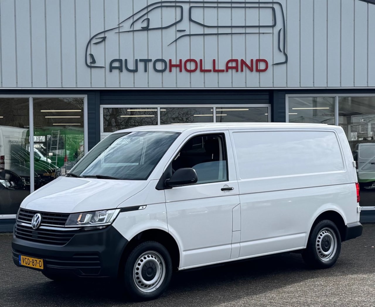 Volkswagen Transporter - 2.0 TDI 66KW 90PK EURO 6 AIRCO/ CRUISE CONTROL/ PARKEERSENSOREN/ - AutoWereld.nl