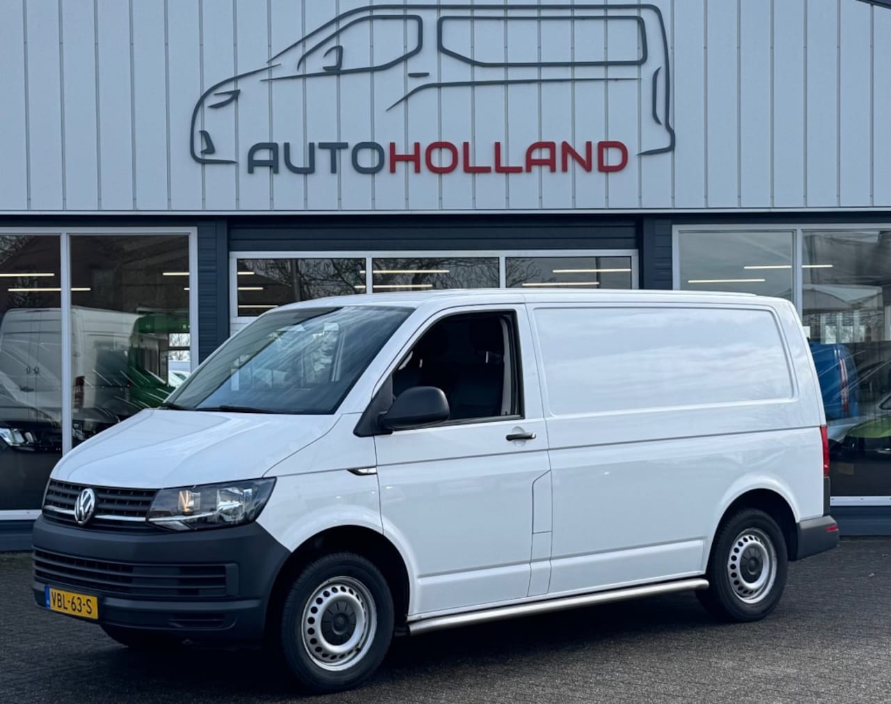 Volkswagen Transporter - 2.0 TDI 75KW 102PK EURO 6 AIRCO/ CRUISE CONTROL/ TREKHAAK/ 100% - AutoWereld.nl