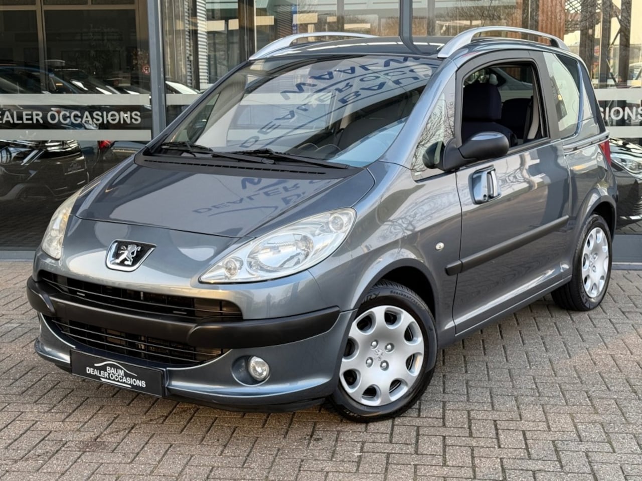 Peugeot 1007 - 1.6 GENTRY PACK AIRCO-ECC APK T/M 06-02-2026 - AutoWereld.nl