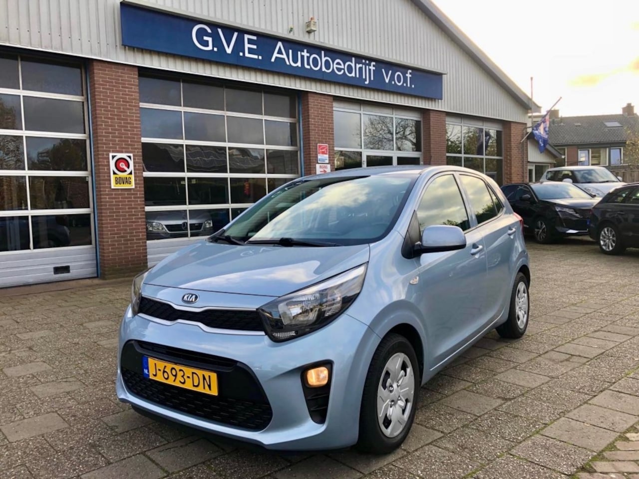 Kia Picanto - 1.0 MPI COMF.PL.L. - AutoWereld.nl