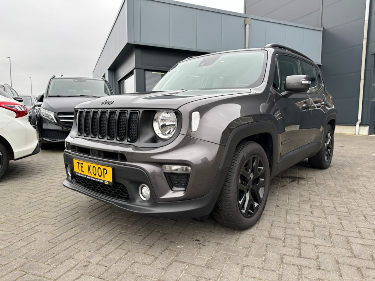 Jeep Renegade - 1.0T Limited Navigatie Clima - AutoWereld.nl