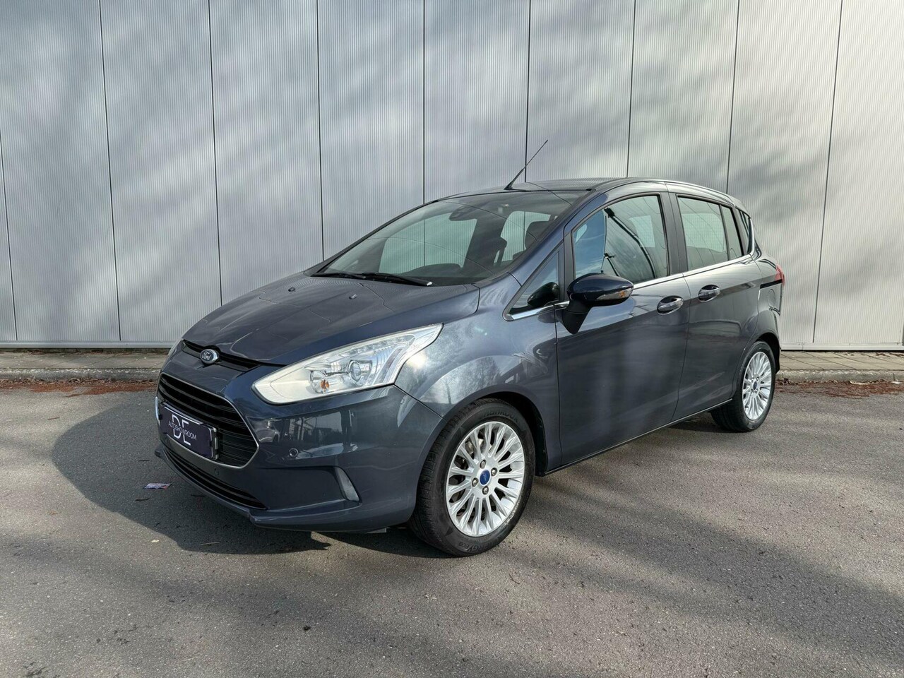 Ford B-Max - 1.6 TI-VCT Titanium | AUTOMAAT | TREKHAAK | NAVI | COMPLETE HISTORIE - AutoWereld.nl