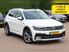 Volkswagen Tiguan - 1.4 TSI Highline R-line / Trekhaak / Panoramadak / Head-up / 19'' / Navigatie / DAB / Stoe