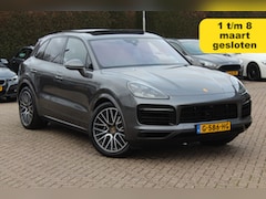 Porsche Cayenne - 3.0 E-Hybrid / Trekhaak / Panoramadak / 360Camera / Head-up / Achterasbesturing / 21'' / S