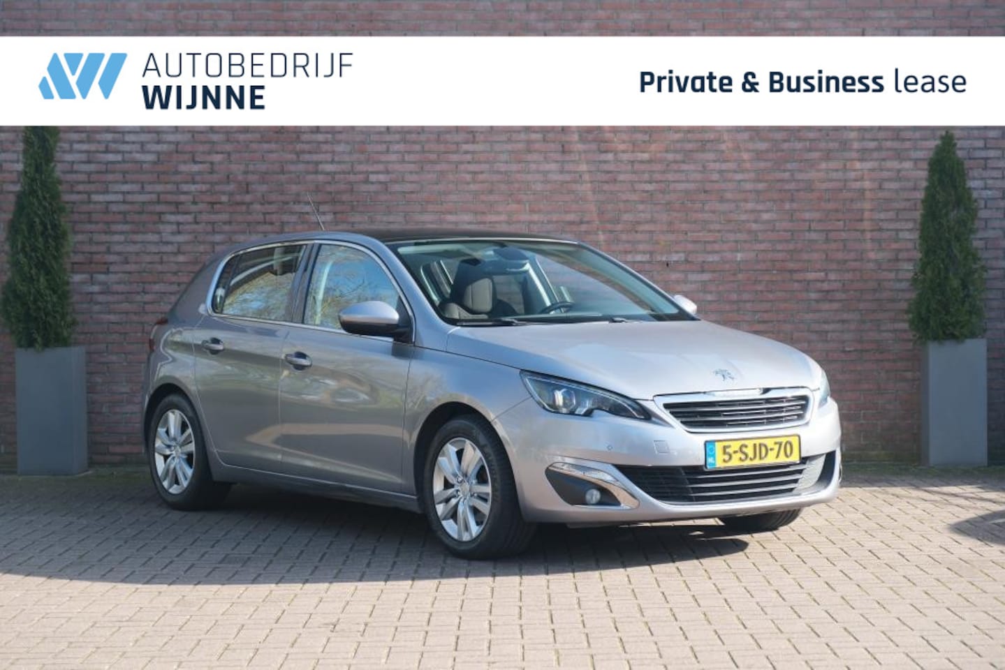 Peugeot 308 - 1.6 THP 125pk Première | Navi | Climate | Adaptive Cruise | Panoramadak | PDC | Trekhaak - AutoWereld.nl