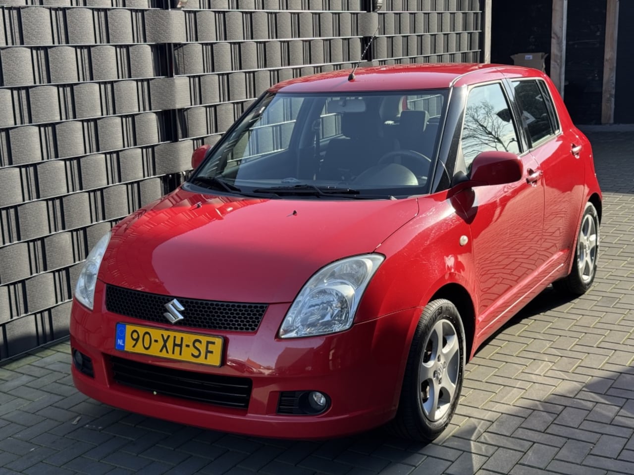 Suzuki Swift - 1.5 Exclusive| 5DRS| AIRCO| LM| NAP| NIEUWE APK - AutoWereld.nl