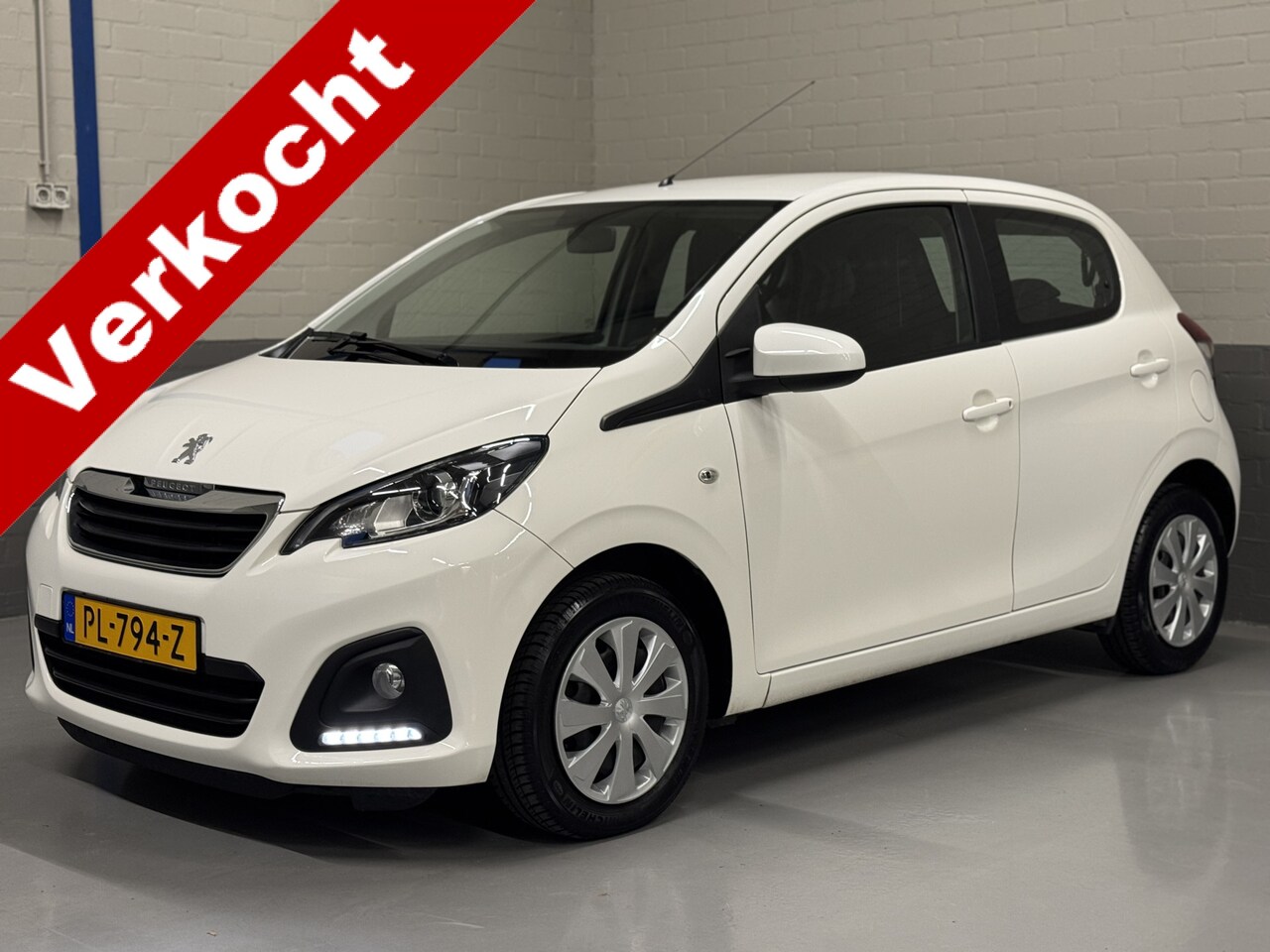 Peugeot 108 - 1.0 e-VTi Active Pack Premium - AutoWereld.nl