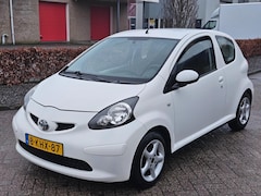 Toyota Aygo - 1.0-12V