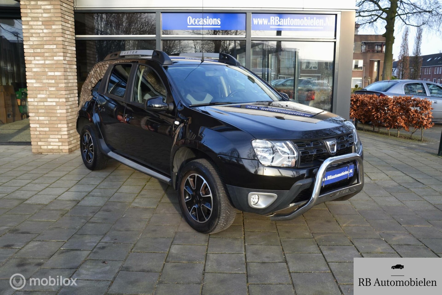 Dacia Duster - 1.2 TCe 4x2 Série Limitée BlackShadow|1e eig| - AutoWereld.nl