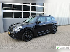 MINI Countryman - 1.5 Cooper Chili | Leder | Stoelverwarming | Trekhaak | NL Auto